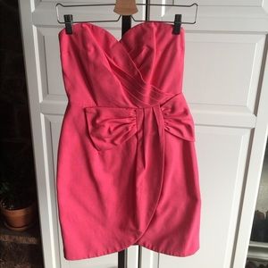 H&M Coral/Melon Strapless Mini Dress!