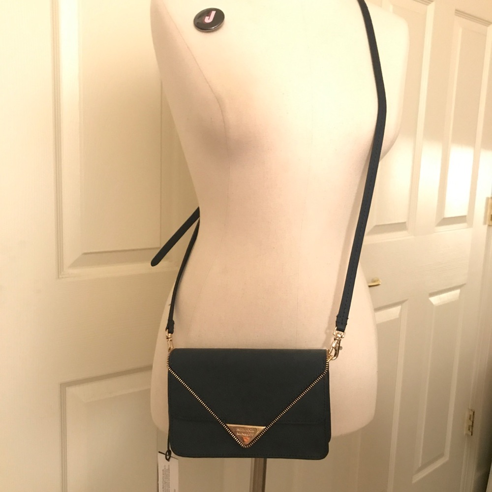 BNWT Rebecca Minkoff Sammy crossbody bag
