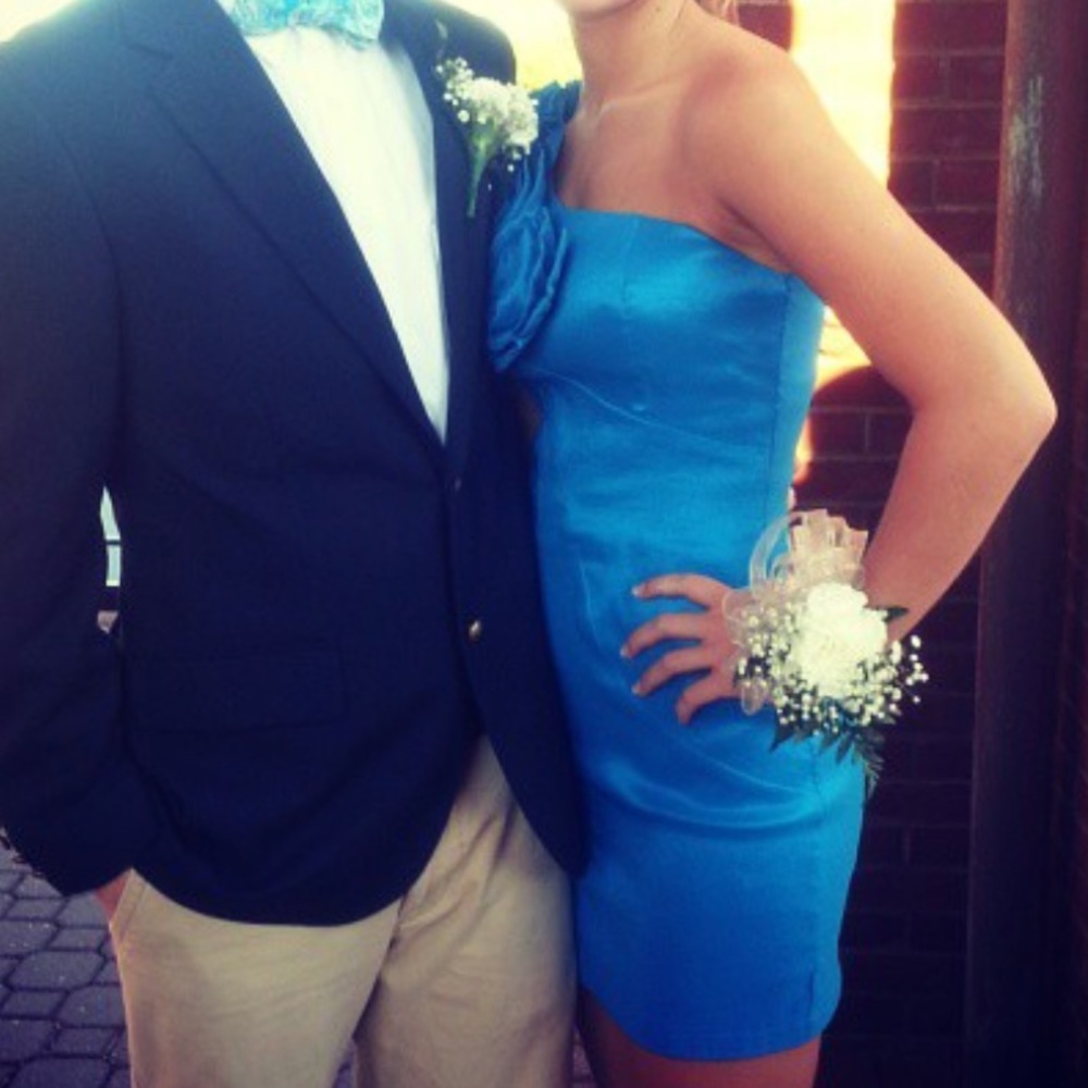 Blue homecoming dress