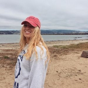 Meet your Posher, Elaina