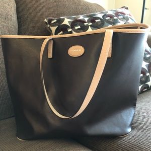 Brown Coach leather handbag/tote