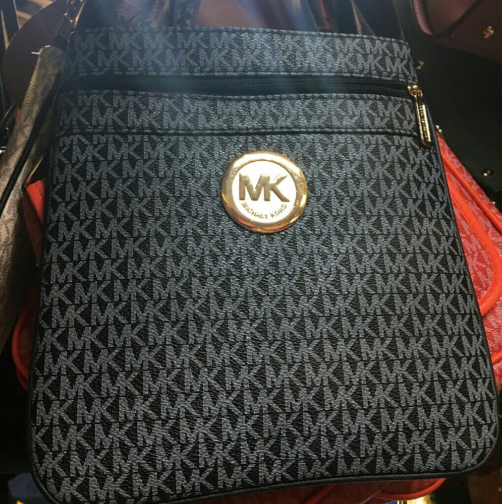 Shoulder/crossbody bag