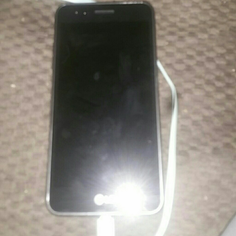 A lg phone