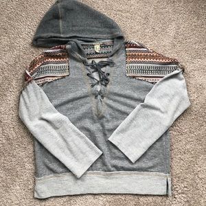 Gimmicks brand. Size M. Gray & print hoodie.