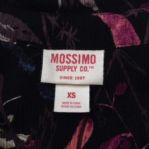 BOGO‼️Pretty v neck dress. Excellent condition - Picture 5 of 6