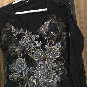 Affliction V-neck shirt W/ braided long sleeves!!