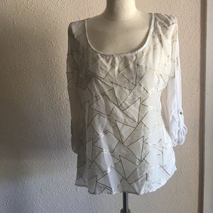 Cute shirt with open back