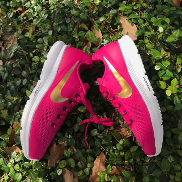 NWT Nike ID Air Zoom Pegasus 34 Pink WMNS - Picture 4 of 8