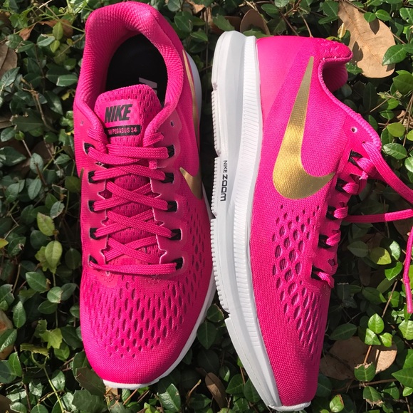 NWT Nike ID Air Zoom Pegasus 34 Pink WMNS - Picture 6 of 8