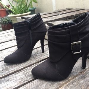 SALE!! Black Suede boots