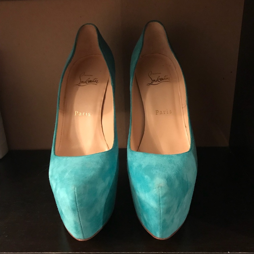 Louboutin Daf - size 38.5 - worn 2x - SOLD
