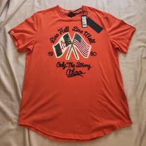 🔥Akoo Tshirt 💯 brand new purchased 10/10/2017🔥