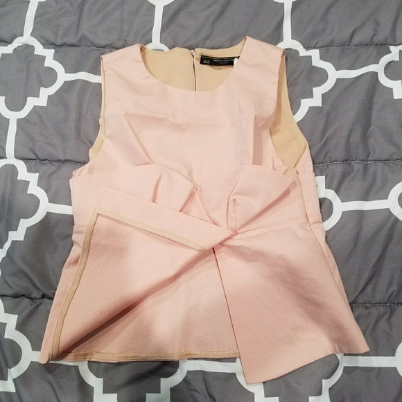 NEW DATA LIGHT PINK PEPLUM TOP - Picture 2 of 4