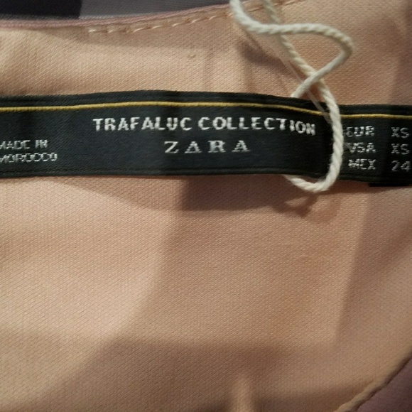 NEW DATA LIGHT PINK PEPLUM TOP - Picture 4 of 4