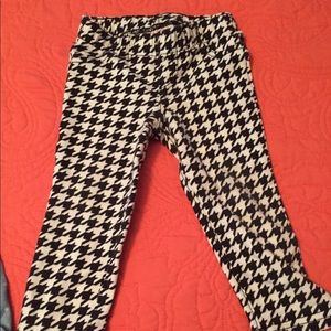 Black and white toddler jeggings