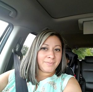 Meet your Posher, Kenia