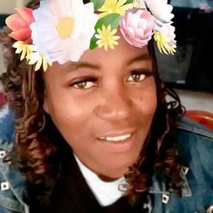 Meet your Posher, Debra