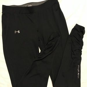 Under armor women’s leggings size medium