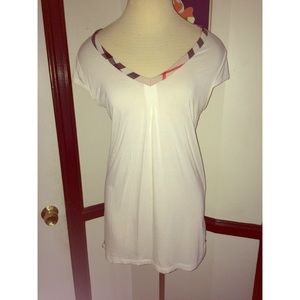 Burberry Brit white tee
