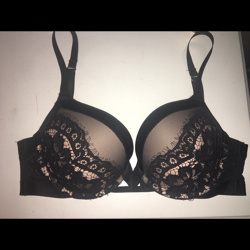 Victoria's Secret Never worn Very Sexy Push Up Bra