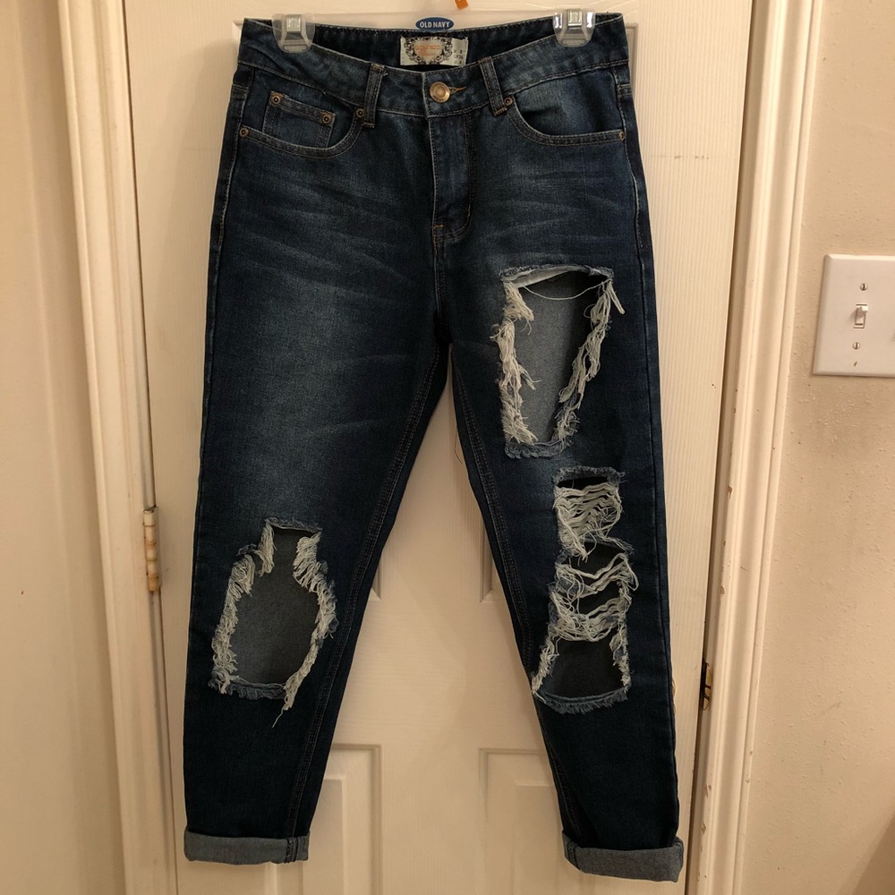 Destroyed Boohoo Boyfriend Jeans