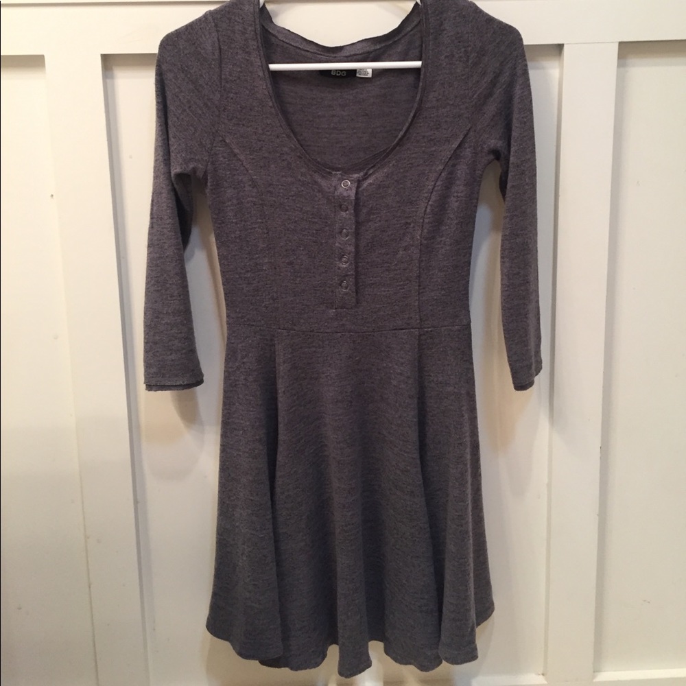 Mid sleeve sweater dress