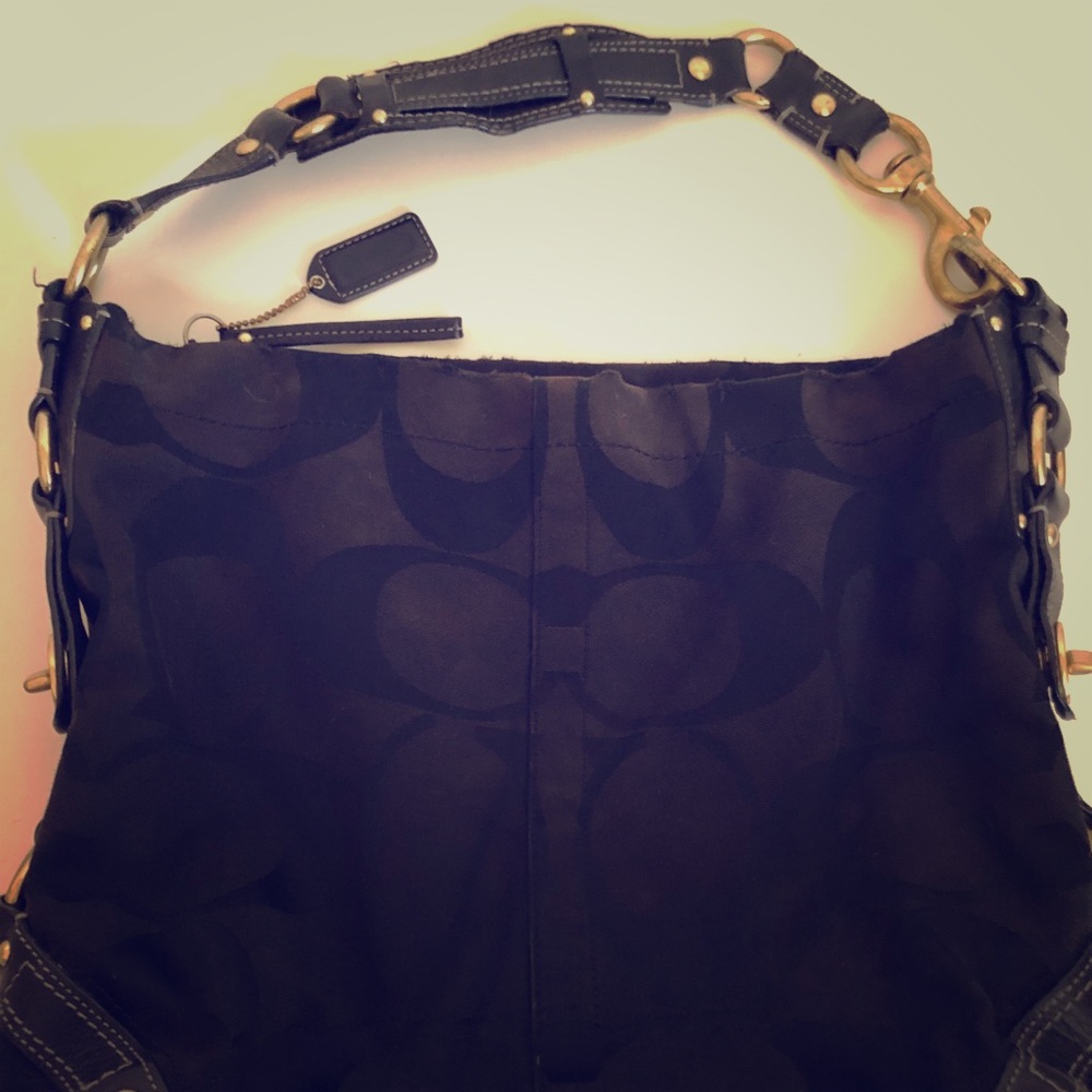 Coach Carly monogrammed shoulder handbag with 40%