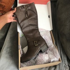 Perfect for fall 🍂 Soskibrown leather calf boots