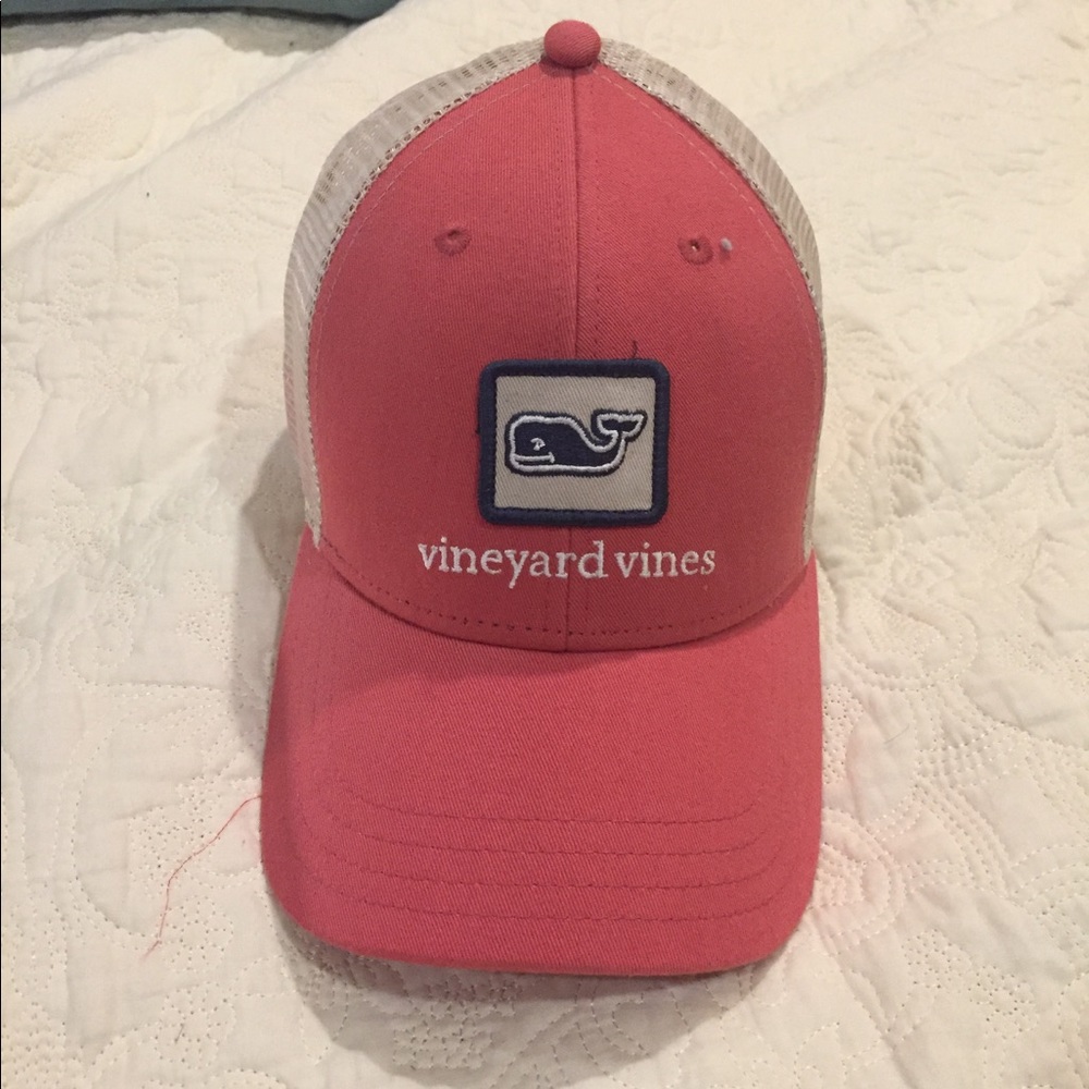 Vineyard vines cap