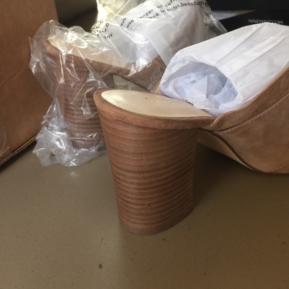 Nine West Peep Toe Mule - Picture 4 of 5