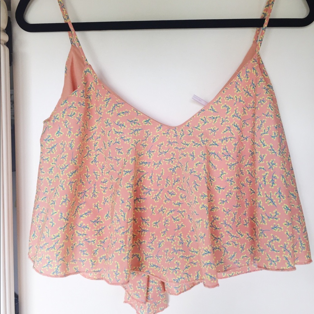 🦩Lust N Must Peach Floral Crop Top