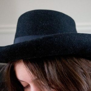 Vintage Black Wool Porkpie Hat w/ Oversized Brim