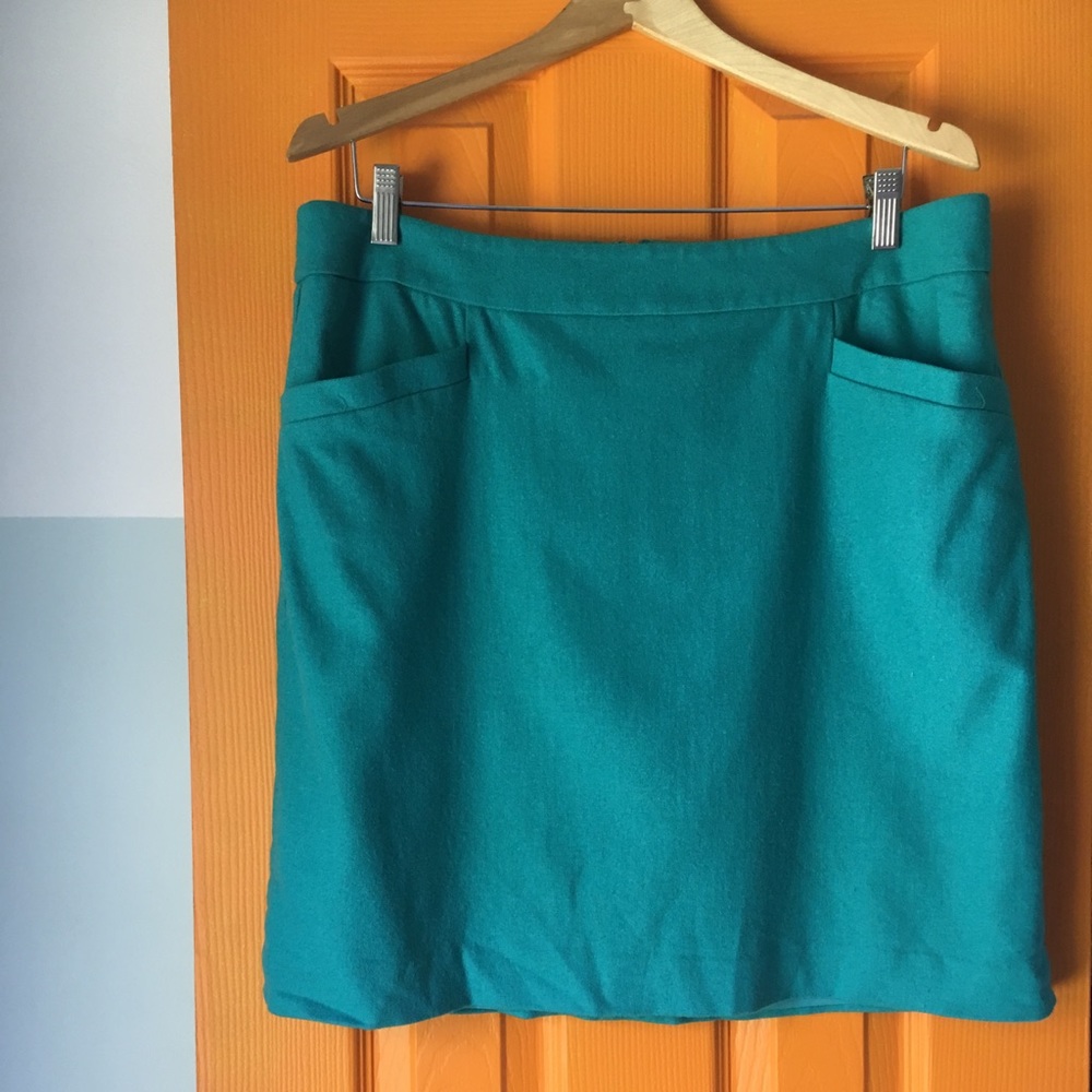 EUC Ann Taylor Teal Wool Skirt Size 14