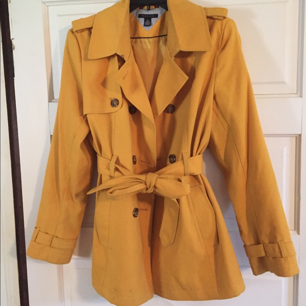 Golden Tommy Hilfiger breasted coat !