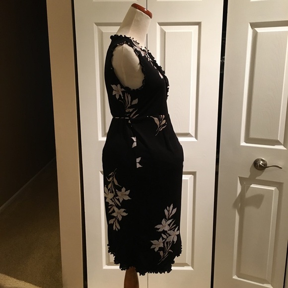 Old Navy Maternity Wrap Dress, Size S - Picture 2 of 5