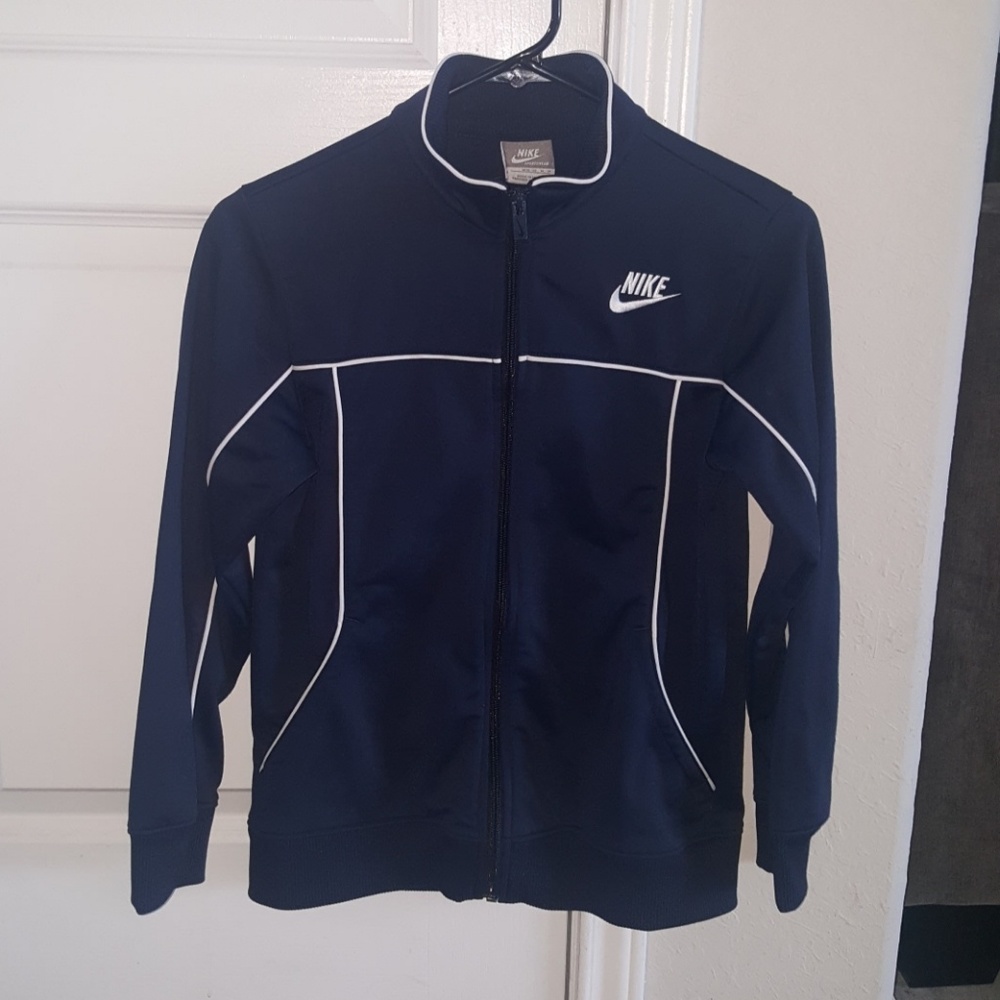 Nike zip up youth size M 10-12