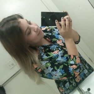 Meet your Posher, Adalid