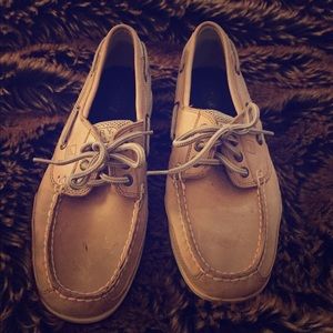 Sperry Top-sider size 6.5 practically new!