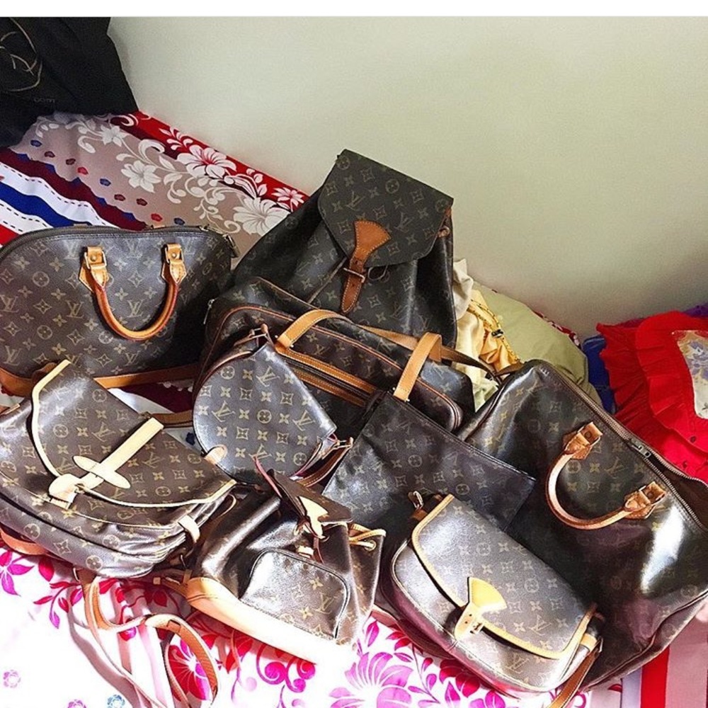 ❤️❤️Meet your Posher, Fhia! ❤️❤️ - Picture 4 of 5