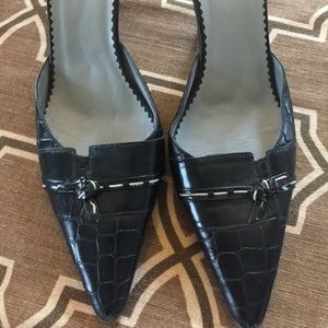 BCBG kitten heels