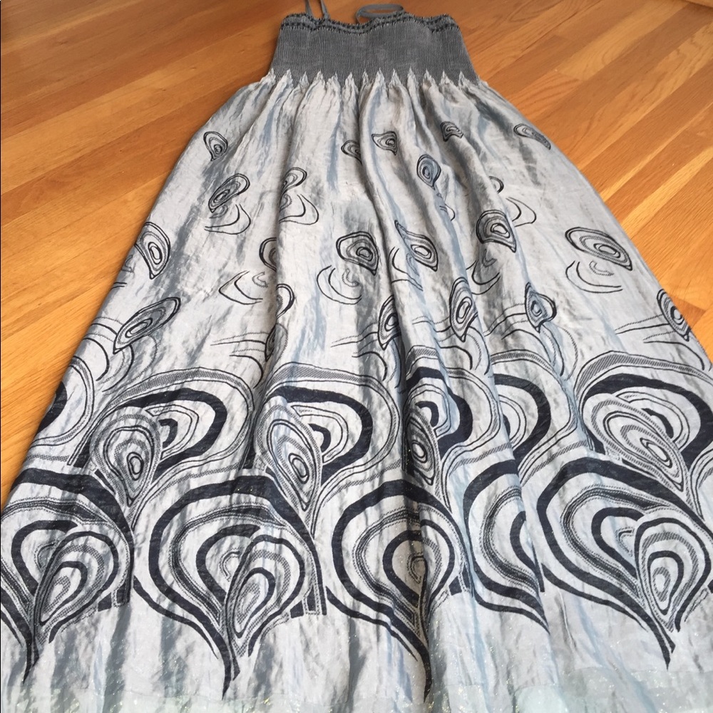 Gorgeous blue maxi strapless dress with straps