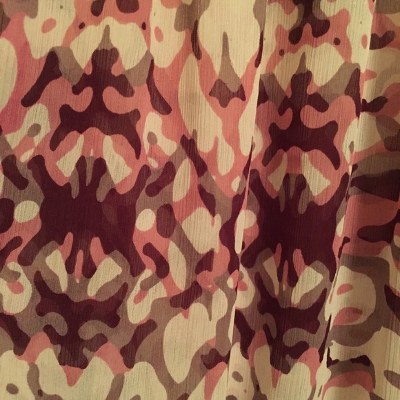 The Limited Short Sleeve Multi-colored Blouse - Picture 7 of 7