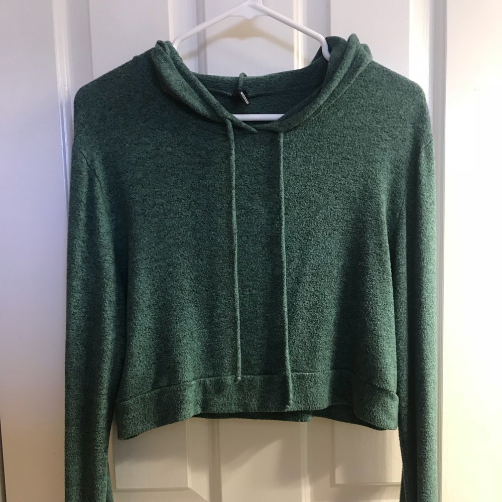 Crop hoodie