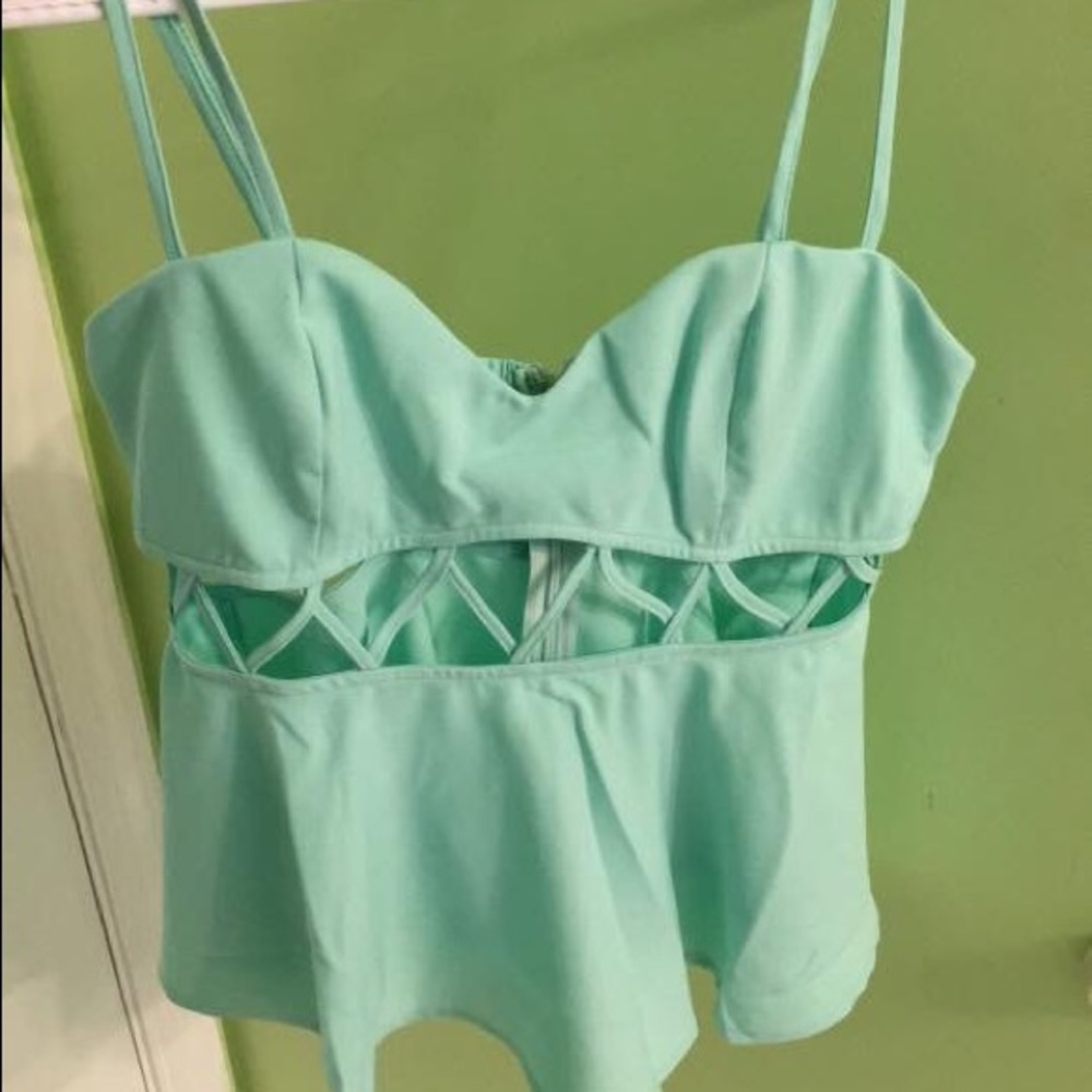 tobi mint cut out top