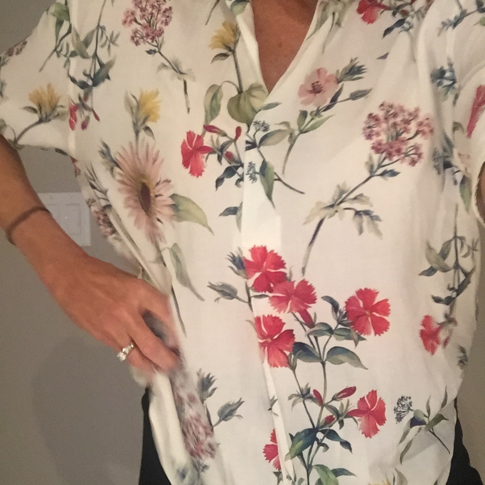 Zara Flowered Women's size 6 Blouse