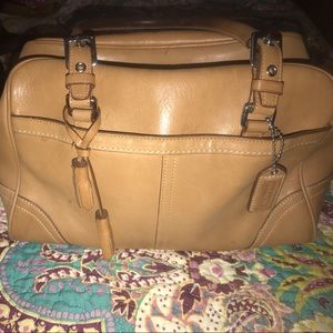 Authentic Coach Hampton Leather Satchel EUC
