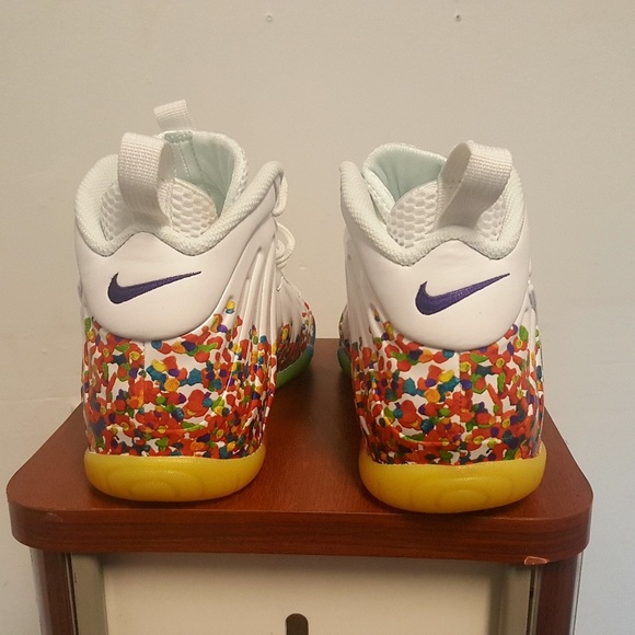 Fruity Pebble Nike Foamposite GS size 6 - Picture 3 of 4
