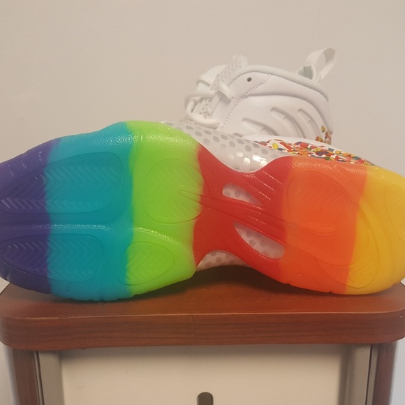 Fruity Pebble Nike Foamposite GS size 6 - Picture 4 of 4