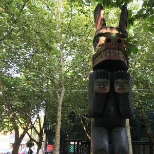 Meet your Posher, Zach