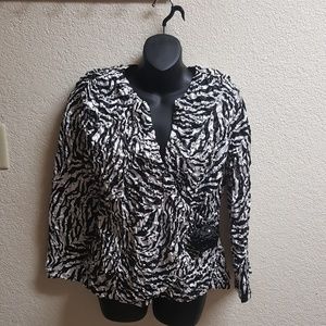 🔴3/$12🔴Zebra print dressy sequin blouse